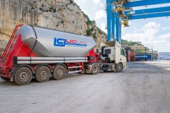 Banner-Universal-Cement